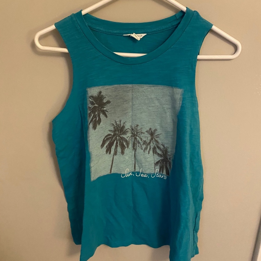 Aeropostale graphic tank